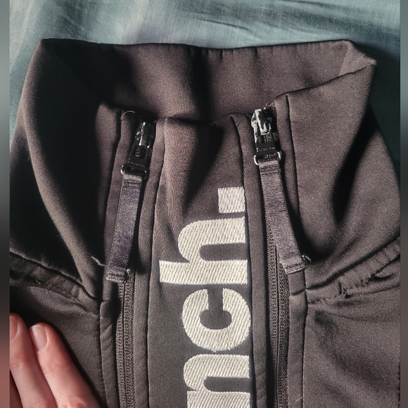 Bench jacket/sweater - Picture 2 of 10